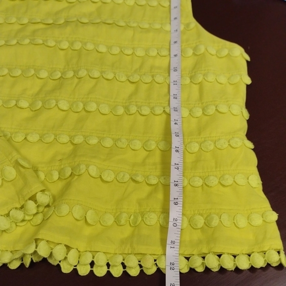 J. Crew Yellow Textured Tank Top with Pom-Pom Detail Y2K, Romantic, Femenina. - Picture 11 of 12